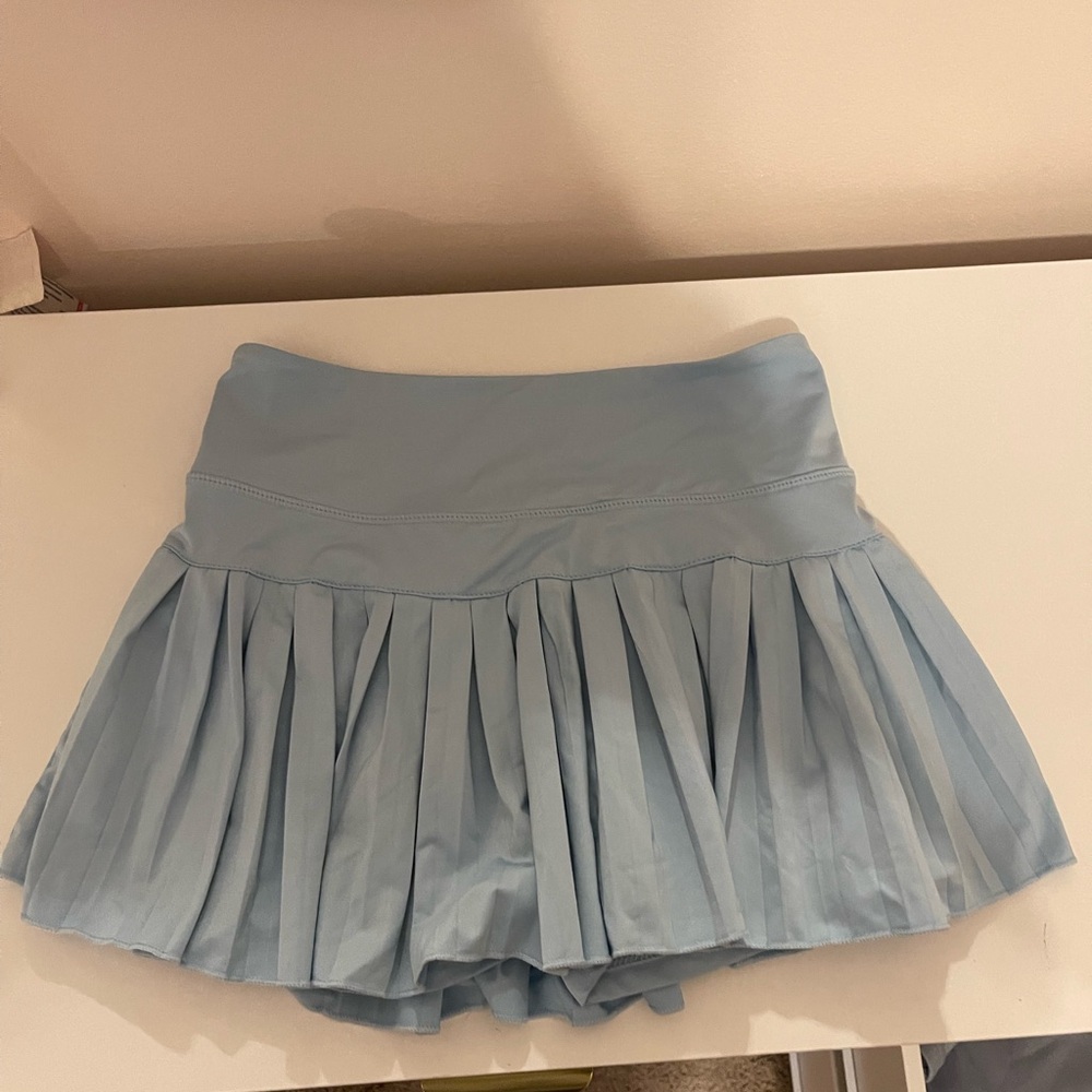 Goldhinge skirt